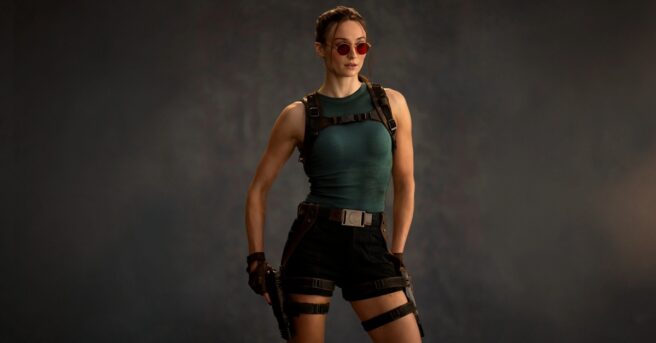 Video and images from the set of the Tomb Raider TV series show Sophie Turner as Lara Croft, with guns blazing